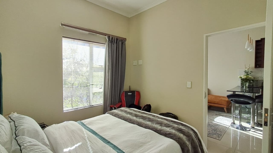 To Let 2 Bedroom Property for Rent in Buh Rein Estate Western Cape